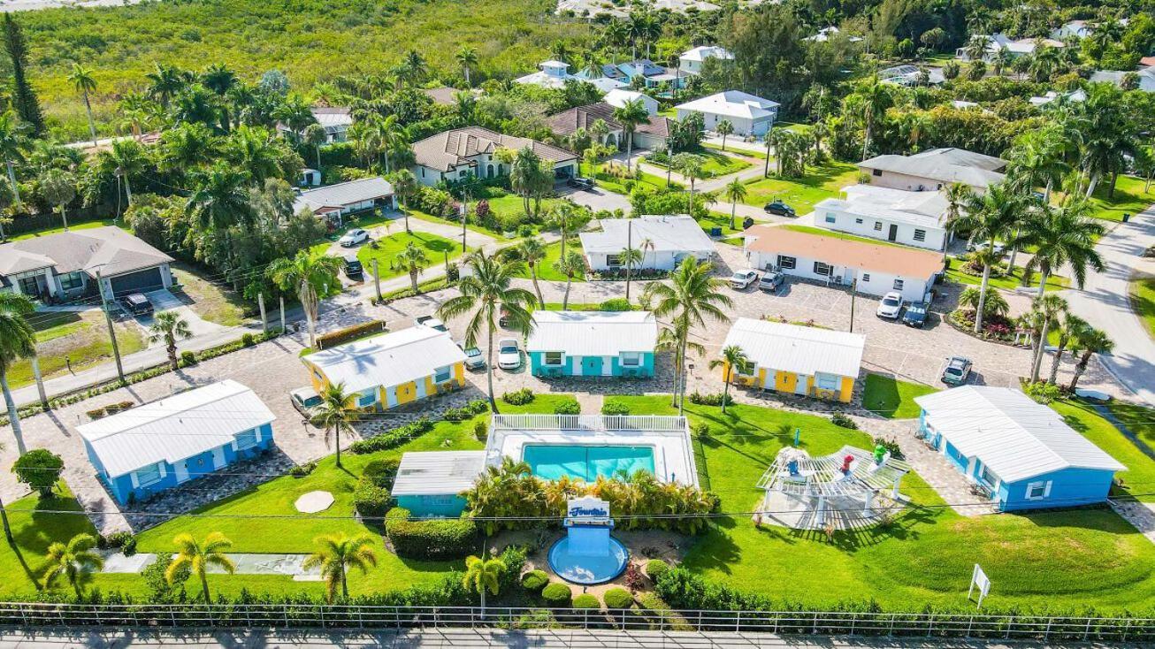 Poolfront Cottage Near Beach With Full Kitchen! Fort Myers Exterior foto